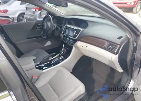 2016 Honda Accord Touring из США, поврежденный, VIN 1HGCR3F90GA026355